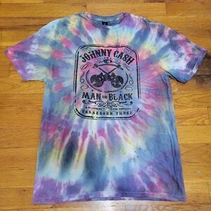 Gildan | Tie-Dye Johnny Cash T-Shirt